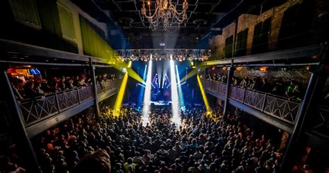 Got Sucked off at the Future Show in the Norva (norfolk VA)